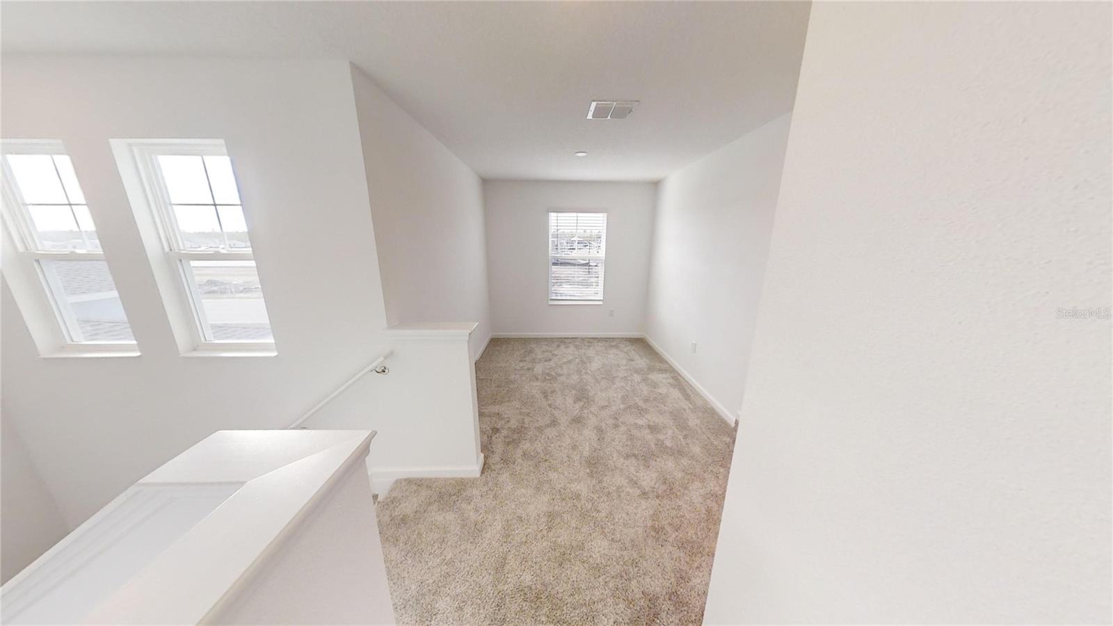 2208 GREEN VALLEY ST