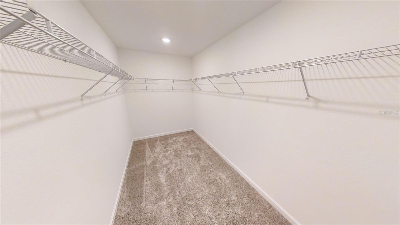 2208 GREEN VALLEY ST