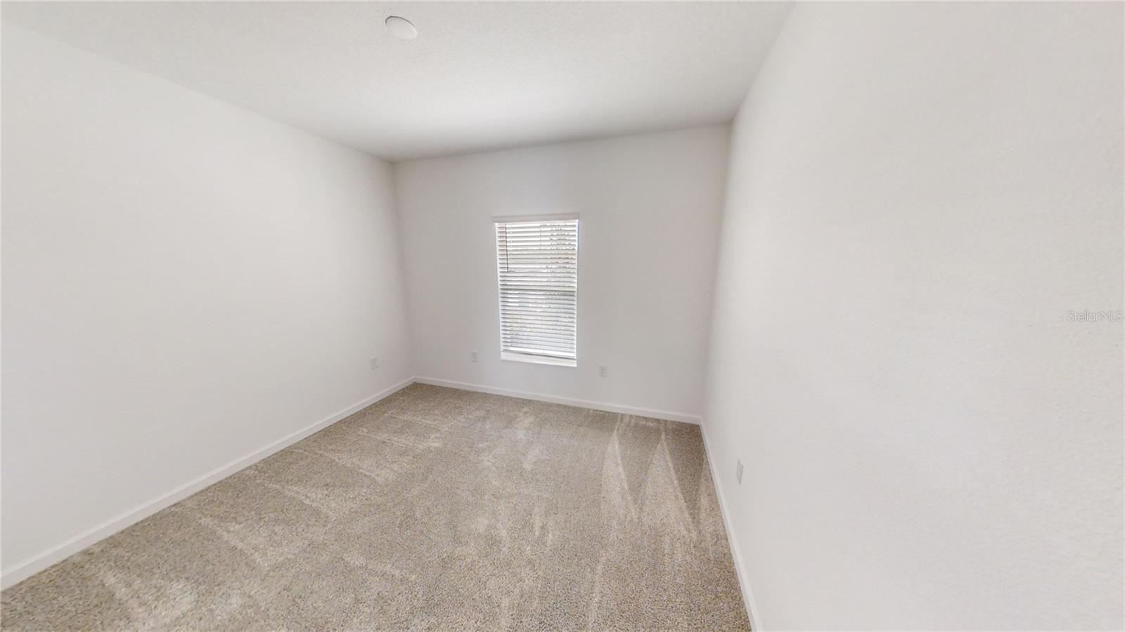 2208 GREEN VALLEY ST