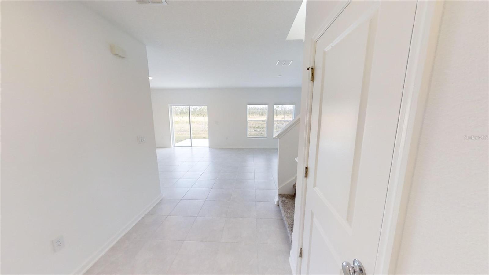 2208 GREEN VALLEY ST