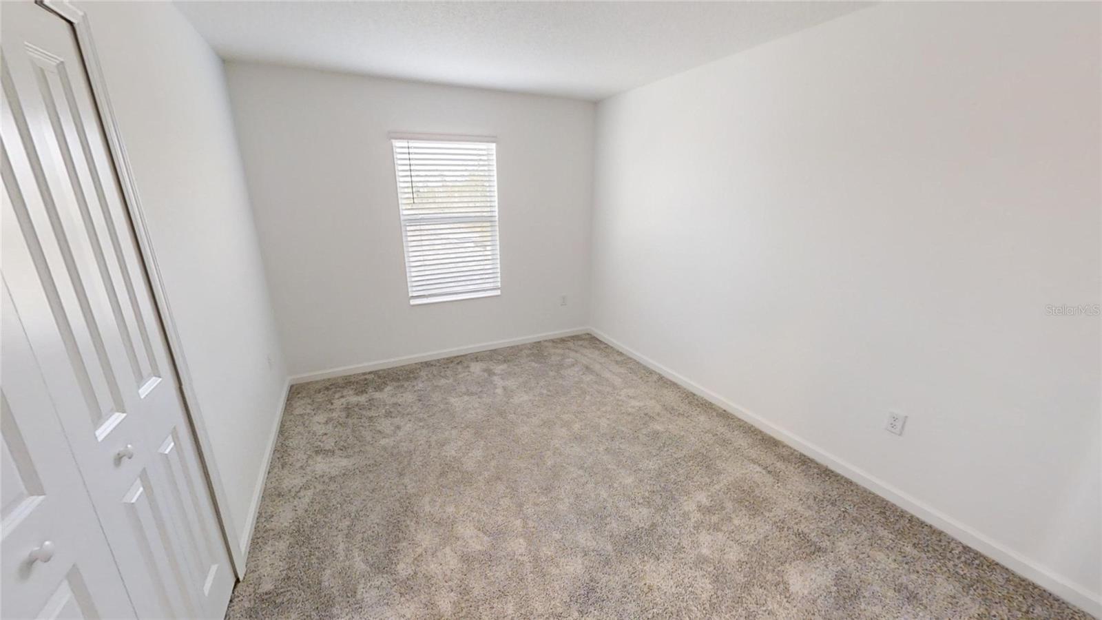 2208 GREEN VALLEY ST