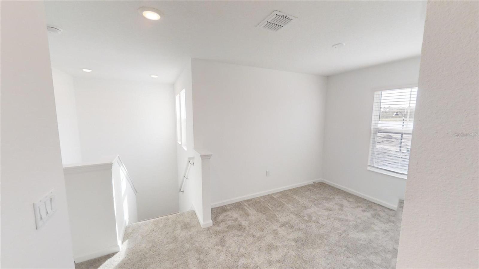 2208 GREEN VALLEY ST