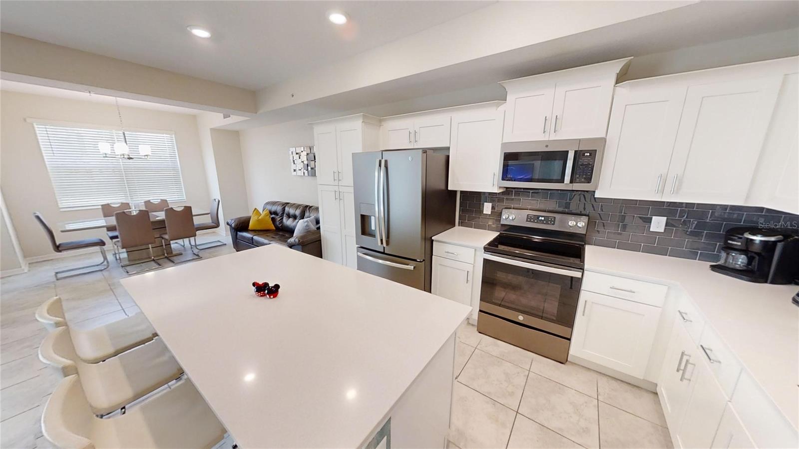 3150 PARADOX CIR #102