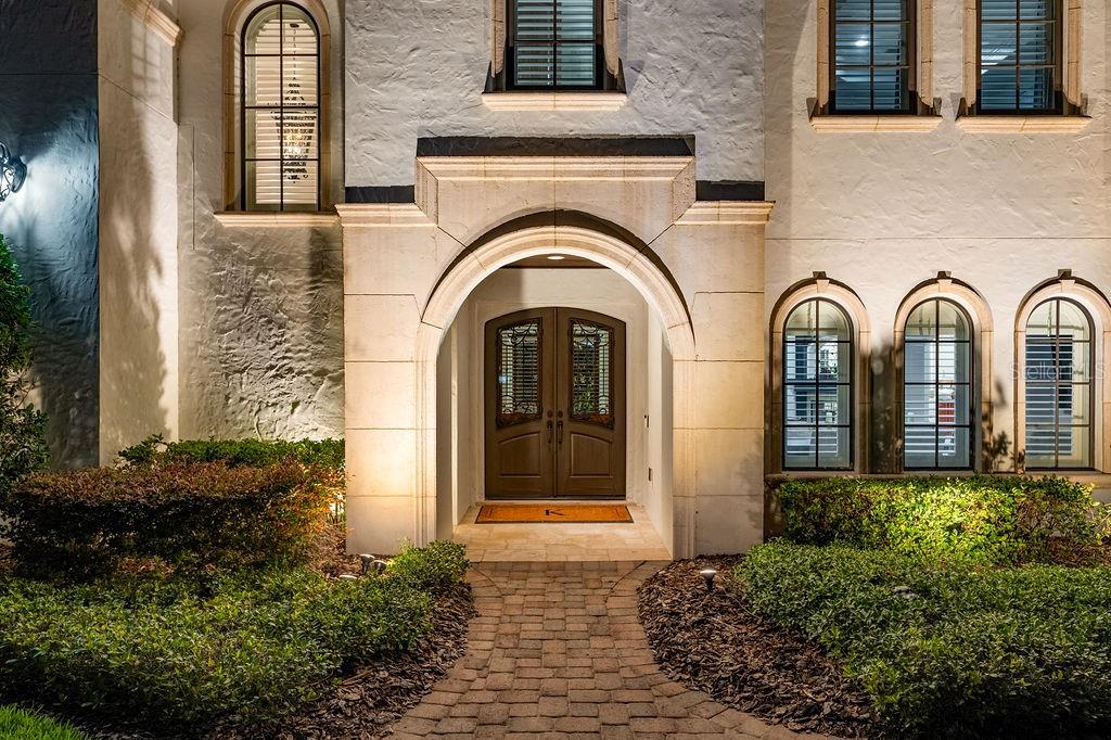 2211 AZALEA PL