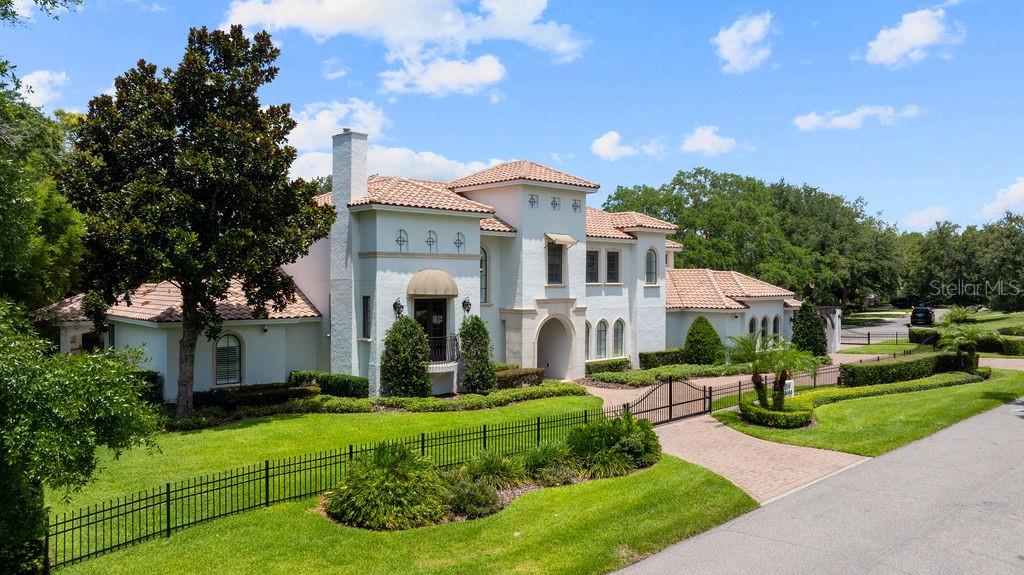 2211 AZALEA PL