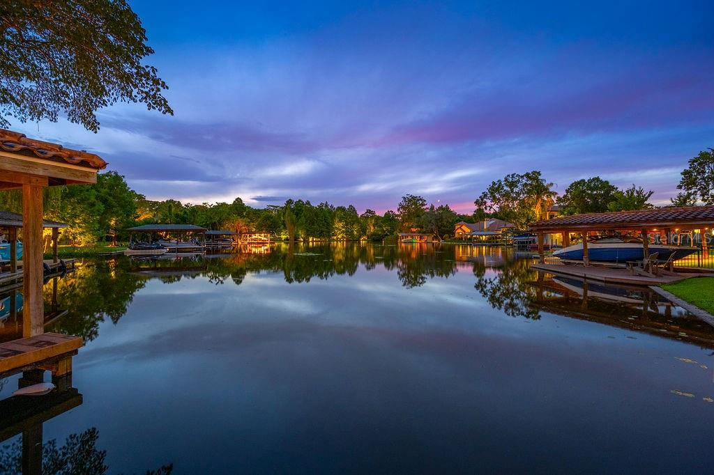 2211 AZALEA PL