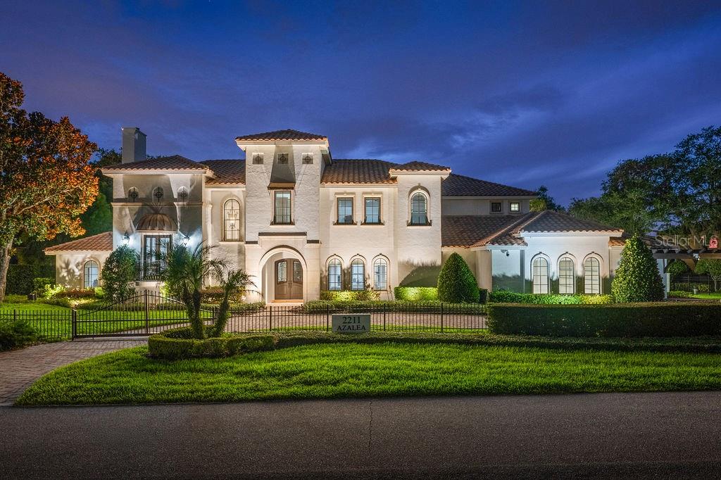 2211 AZALEA PL