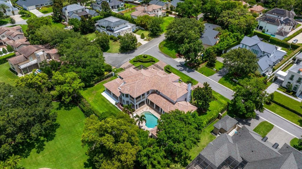 2211 AZALEA PL