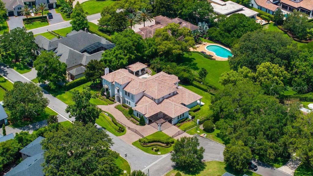 2211 AZALEA PL