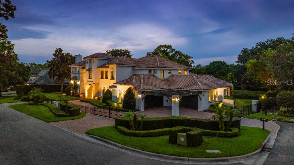 2211 AZALEA PL