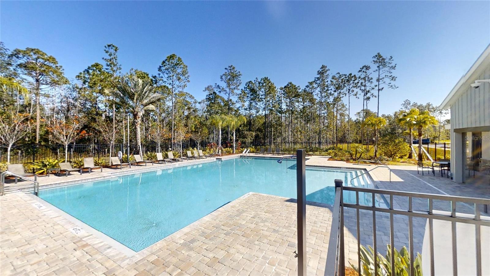 3125 TRANQUILO LN