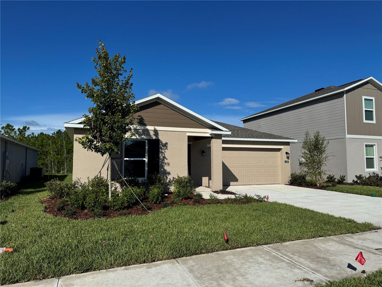1339 BELLE ISLE LN