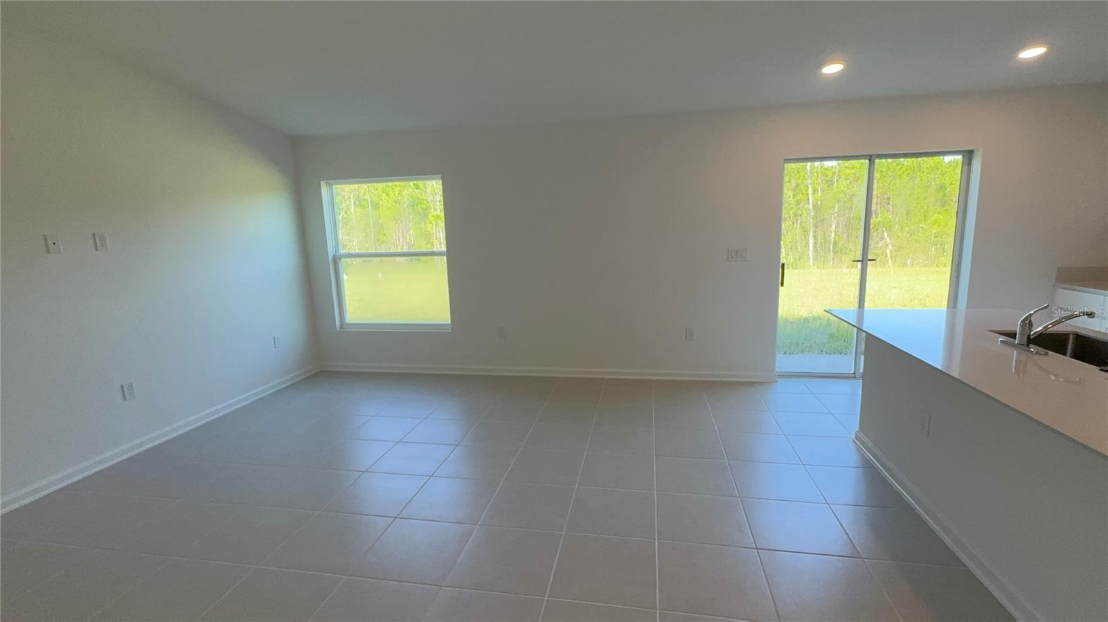 1339 BELLE ISLE LN