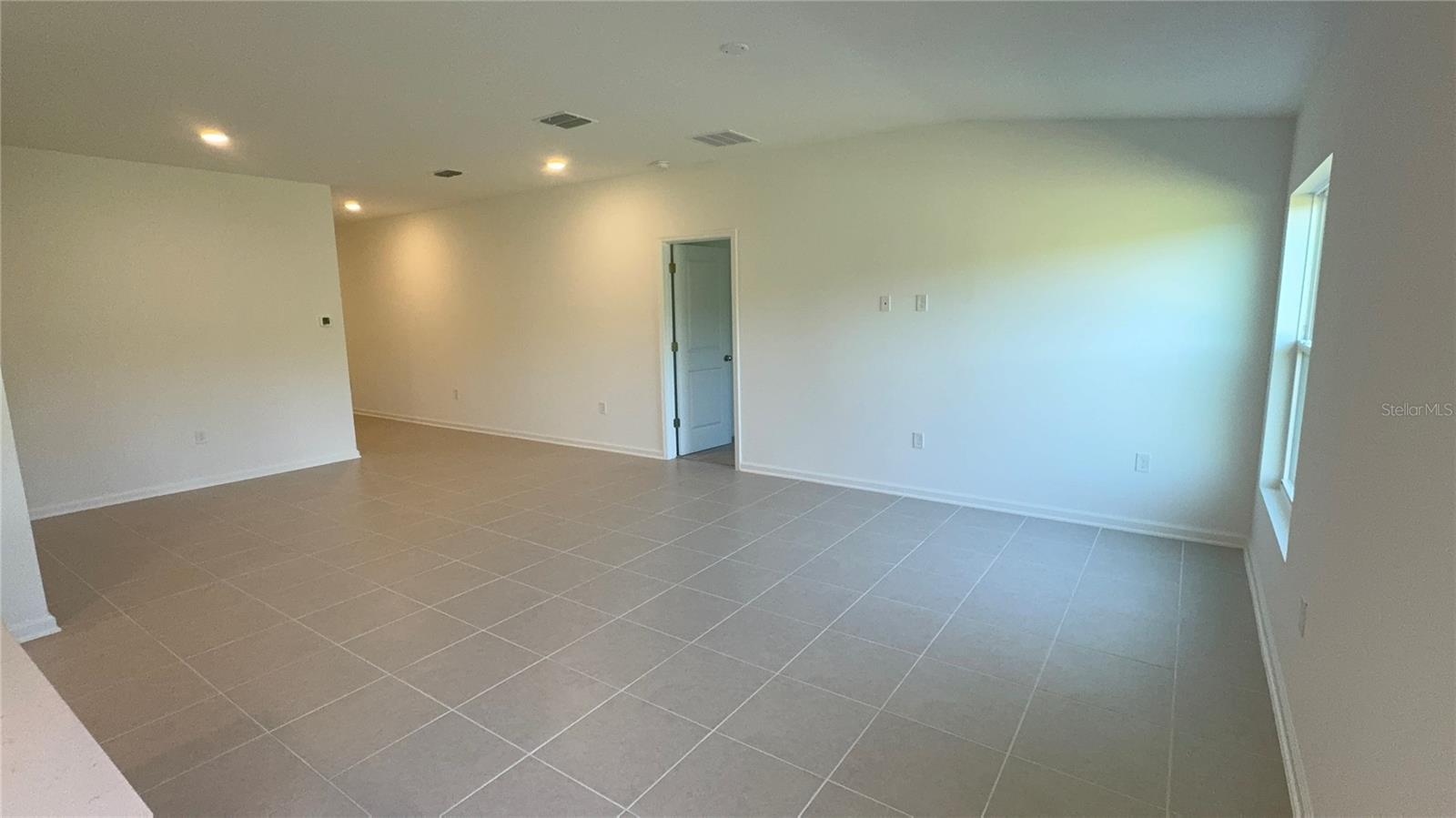 1339 BELLE ISLE LN