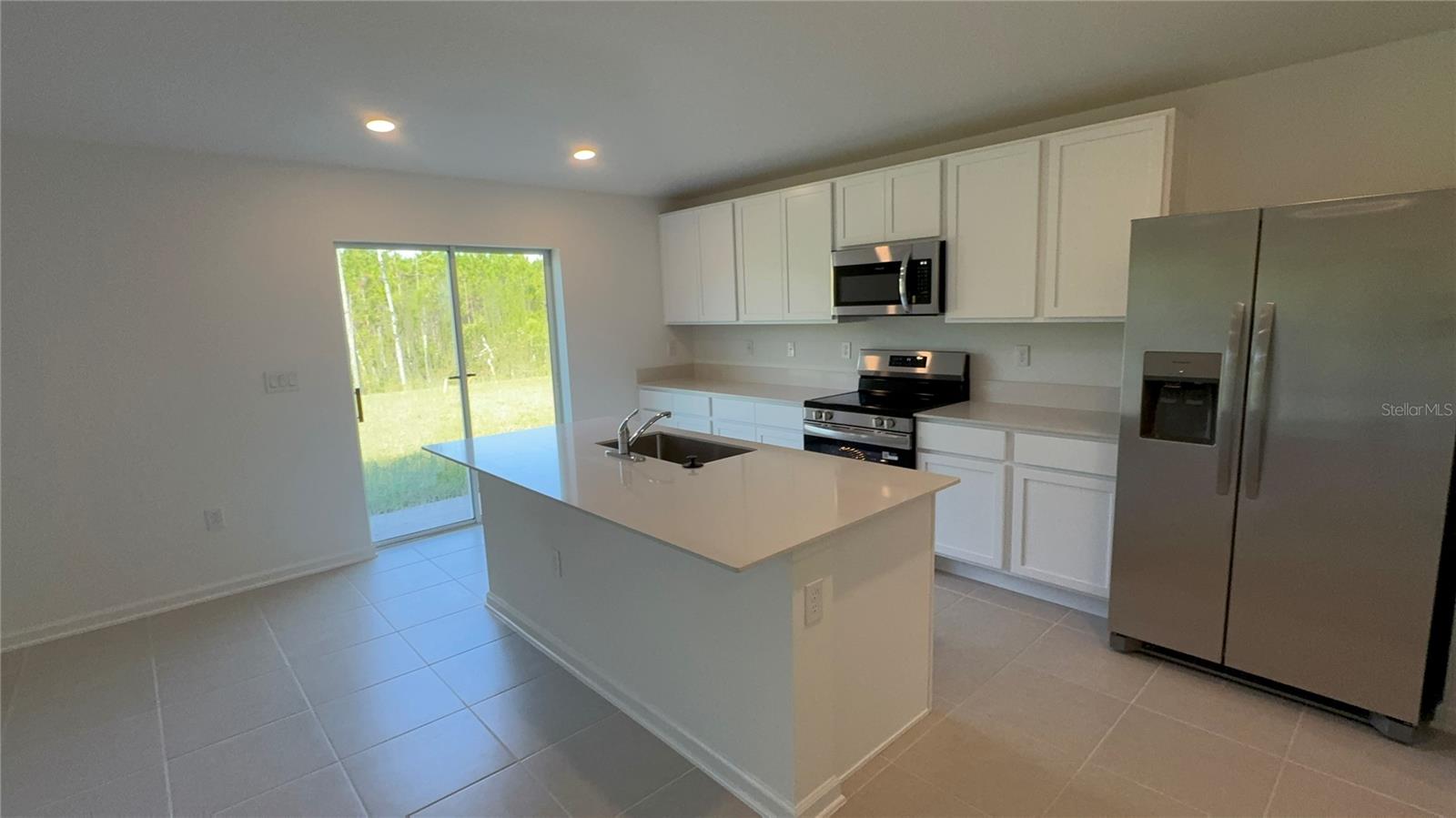 1339 BELLE ISLE LN