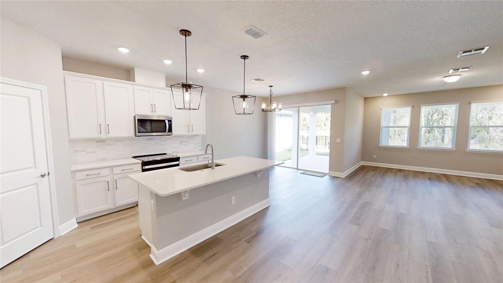 3113 LEGENDS PRESERVE DR