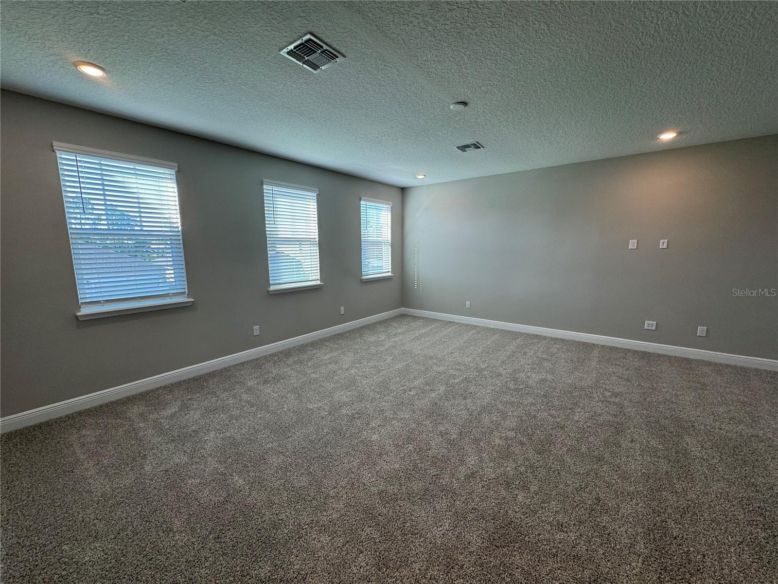 3113 LEGENDS PRESERVE DR