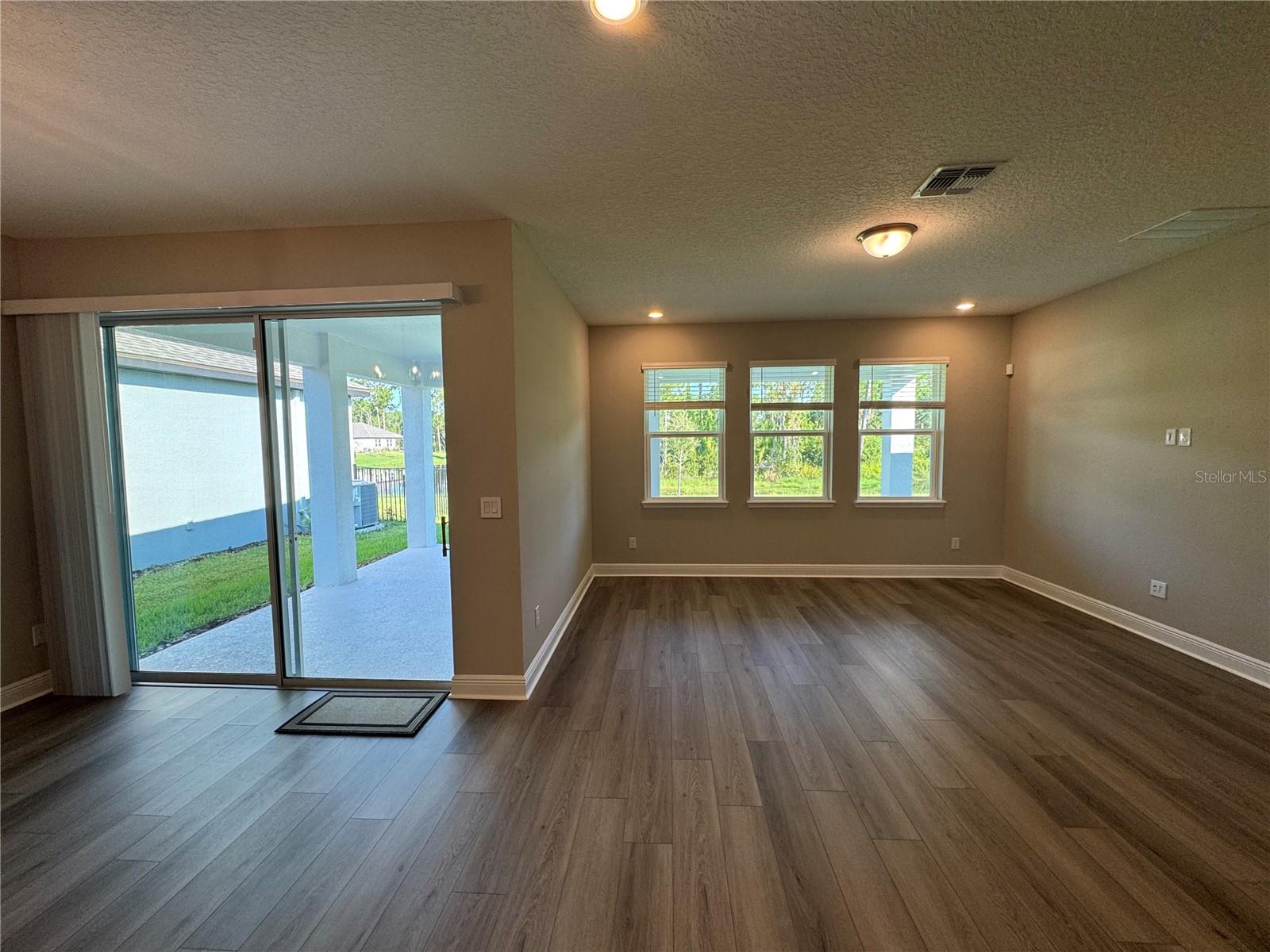 3113 LEGENDS PRESERVE DR