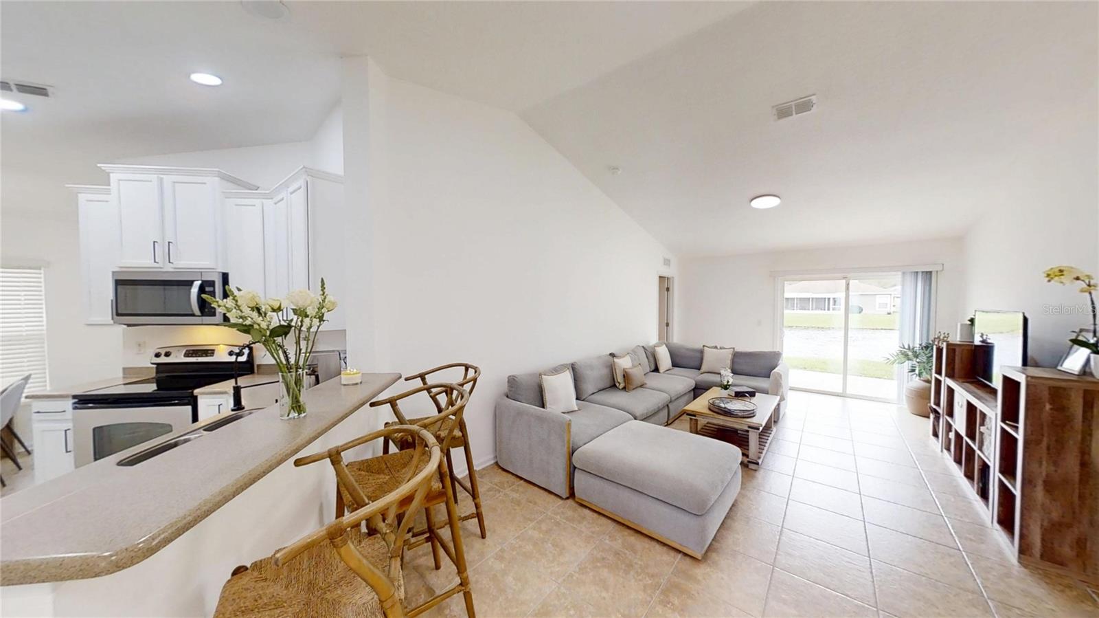 5343 ROYAL PLANTATION BLVD