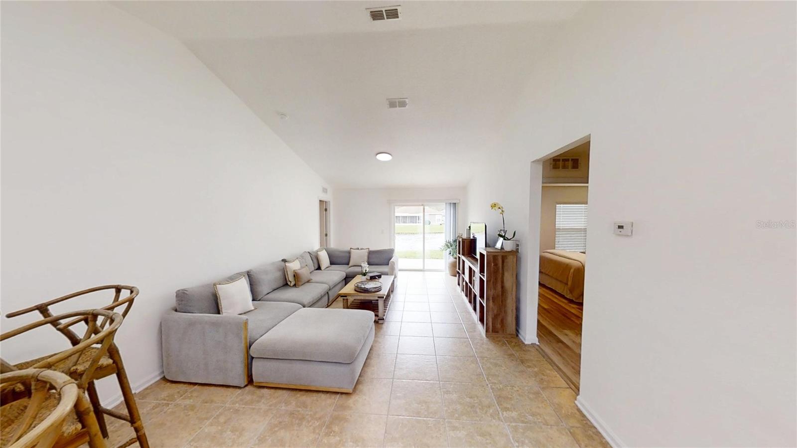 5343 ROYAL PLANTATION BLVD