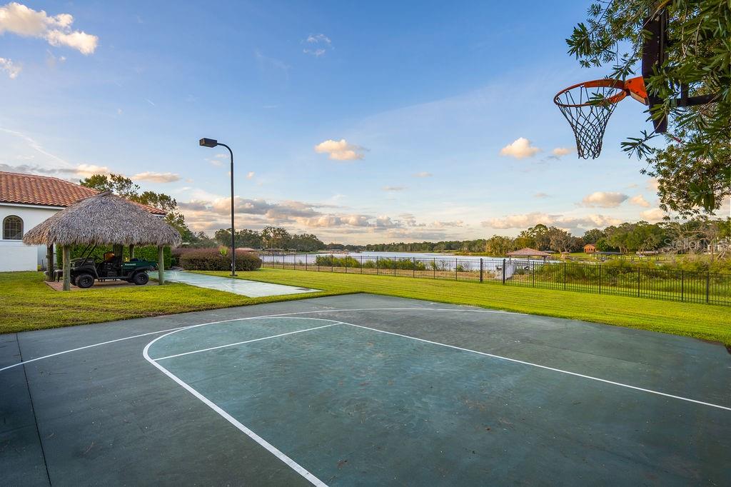 1965 LAKE MARKHAM PRESERVE TRL