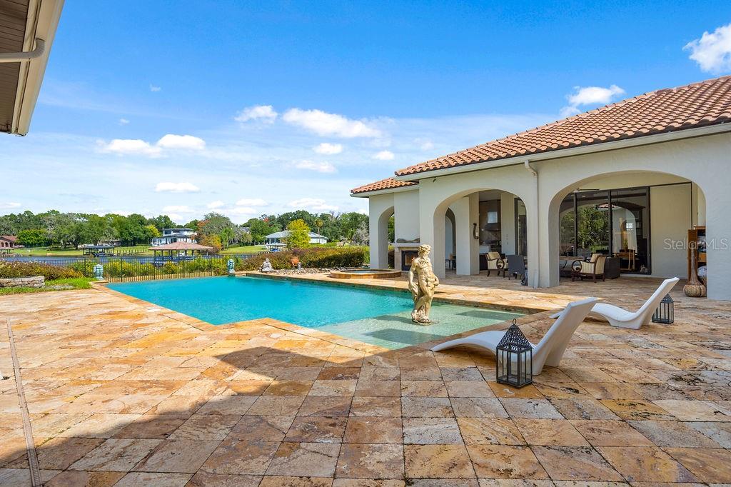 1965 LAKE MARKHAM PRESERVE TRL