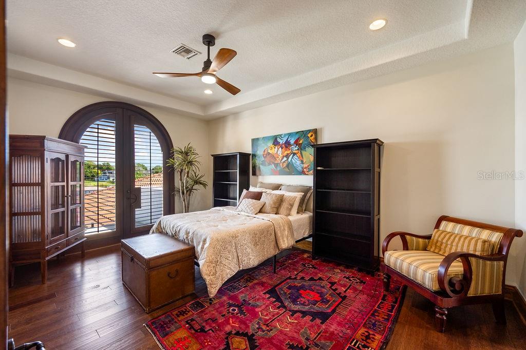 1965 LAKE MARKHAM PRESERVE TRL