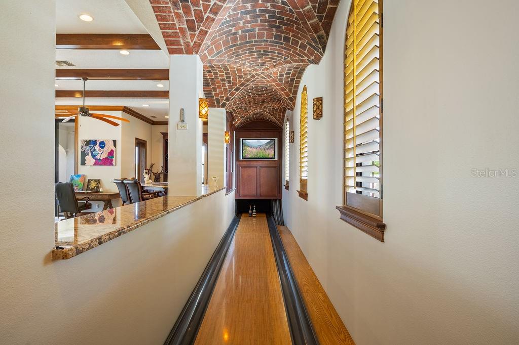 1965 LAKE MARKHAM PRESERVE TRL