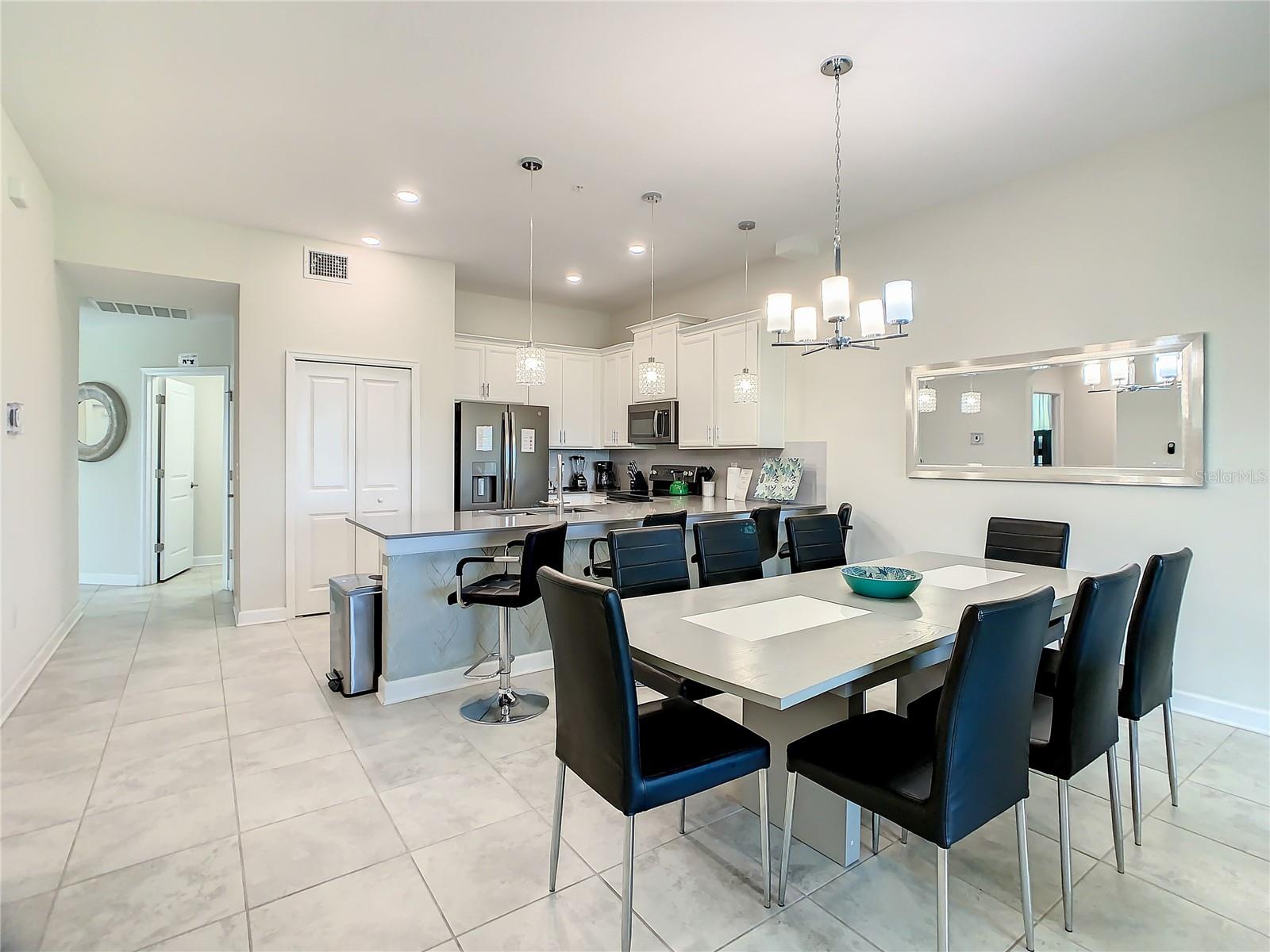 507 OCEAN COURSE AVE #507