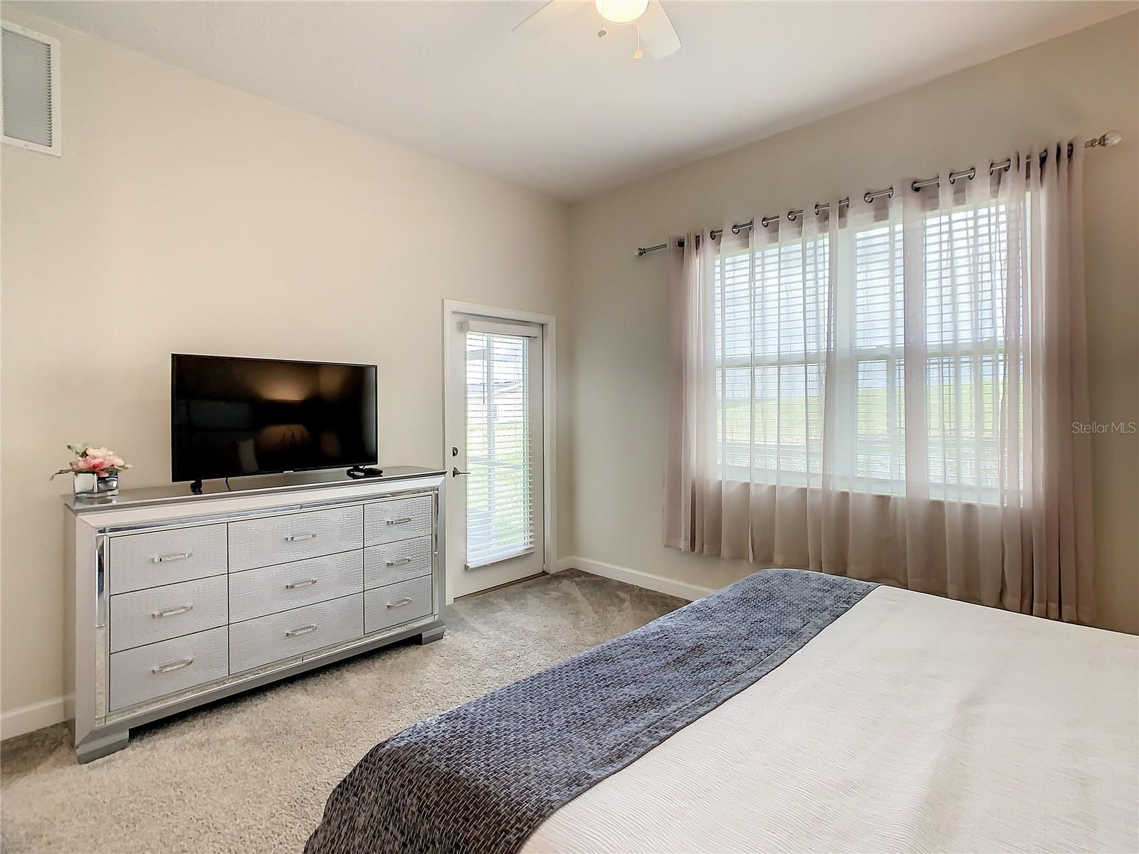 507 OCEAN COURSE AVE #507