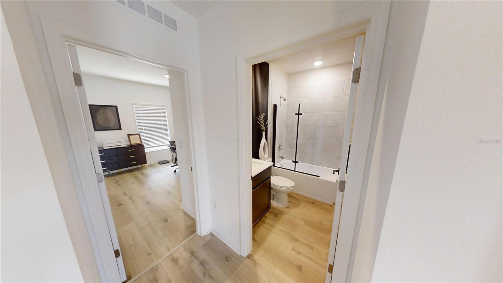 2272 GREEN VALLEY ST