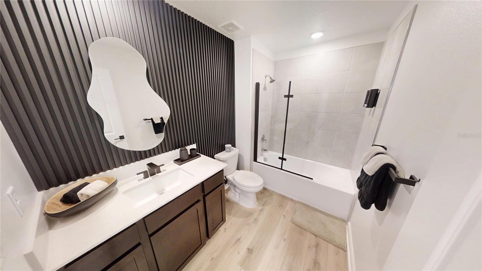 2272 GREEN VALLEY ST