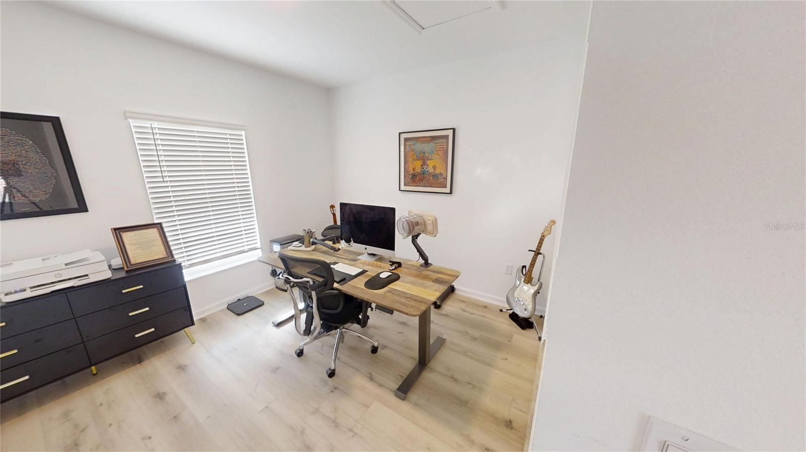 2272 GREEN VALLEY ST