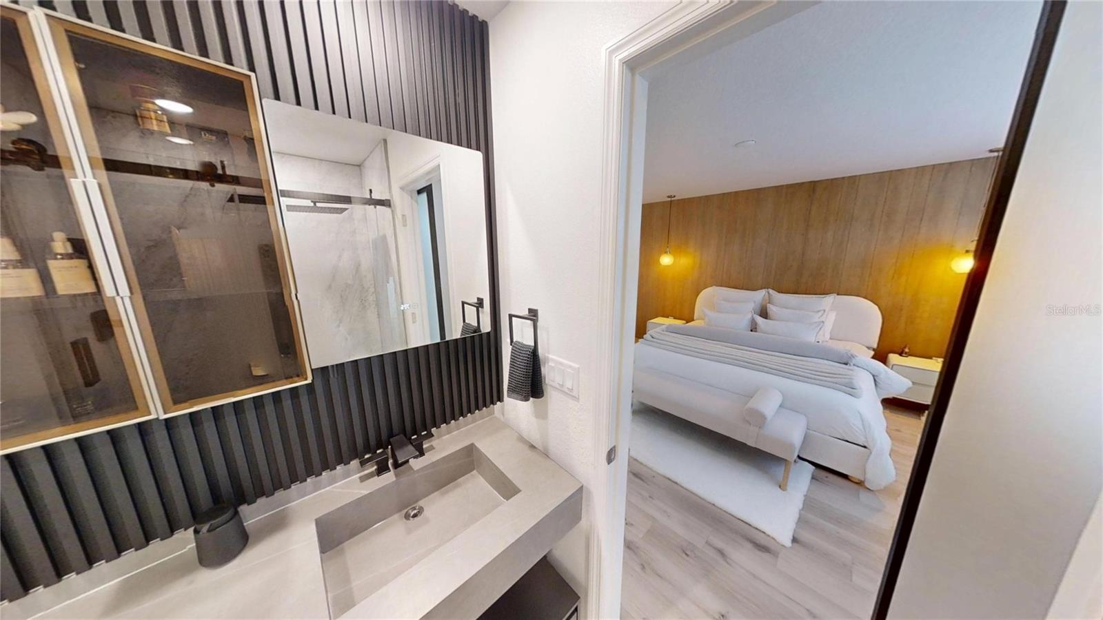 2272 GREEN VALLEY ST