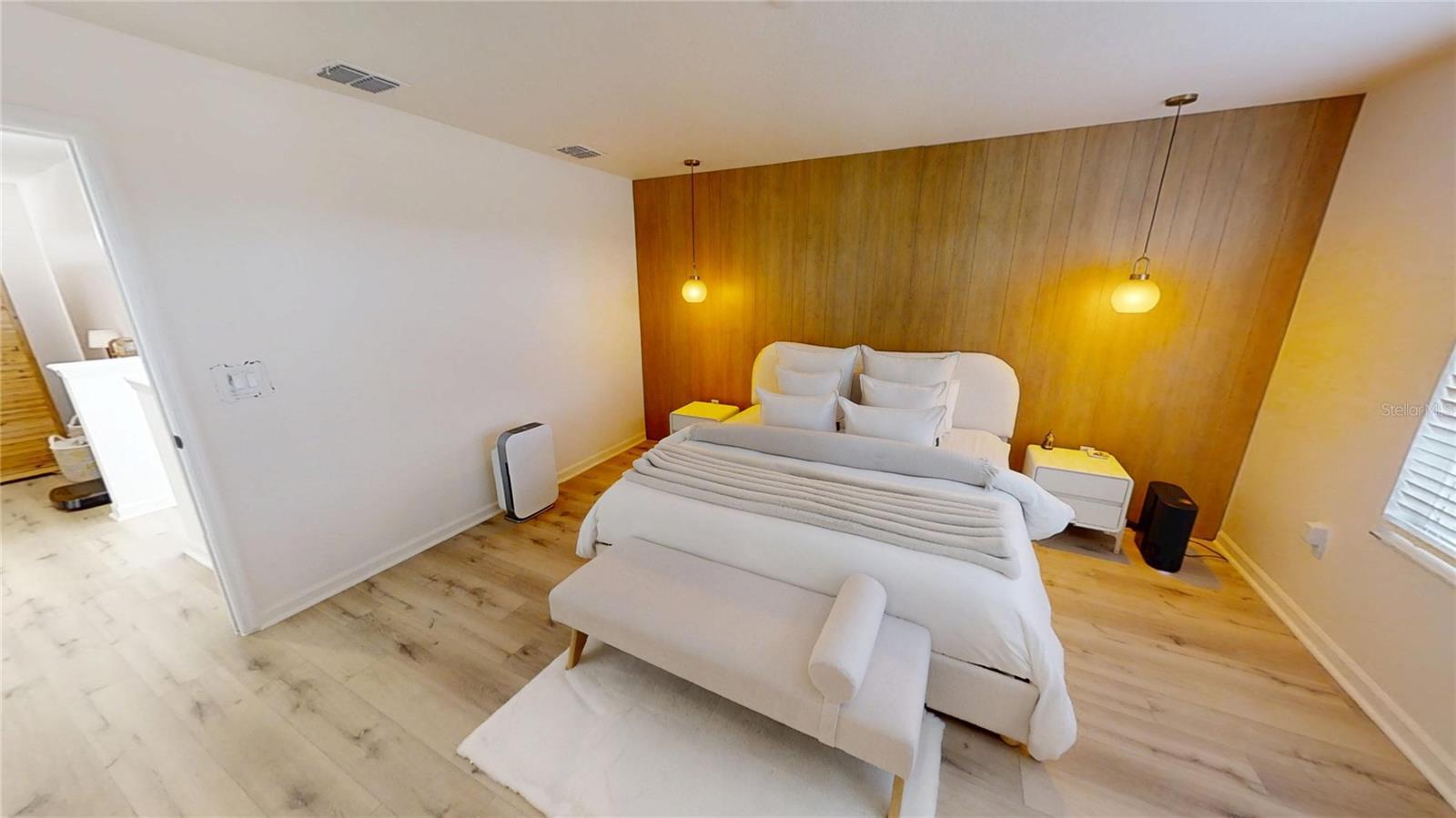 2272 GREEN VALLEY ST