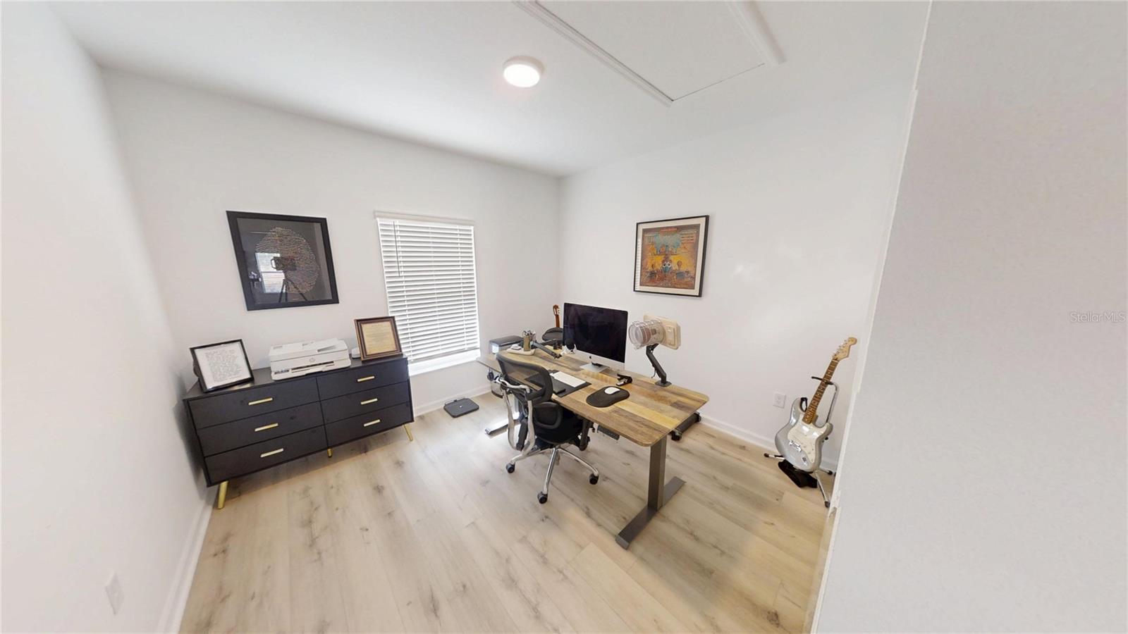 2272 GREEN VALLEY ST