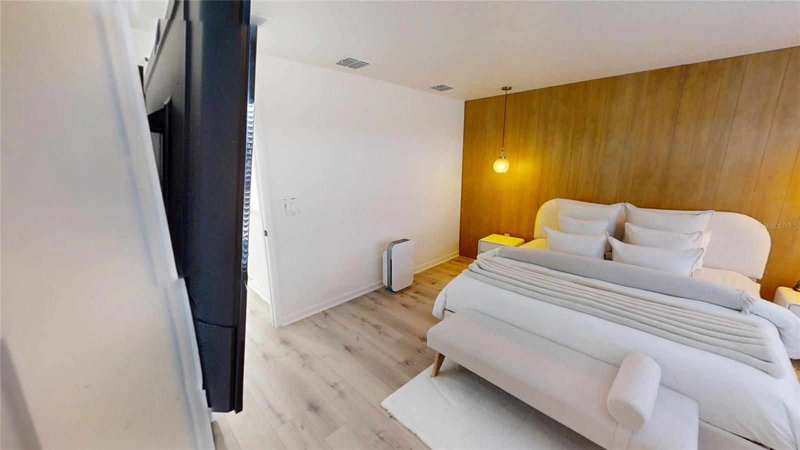 2272 GREEN VALLEY ST