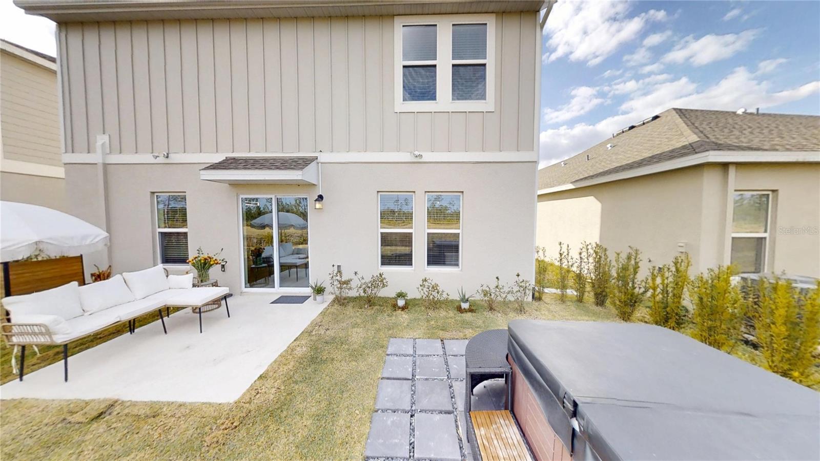 2272 GREEN VALLEY ST