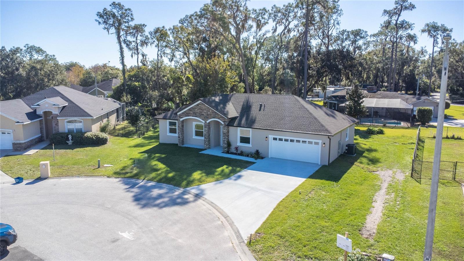 703 FOX GATE CT