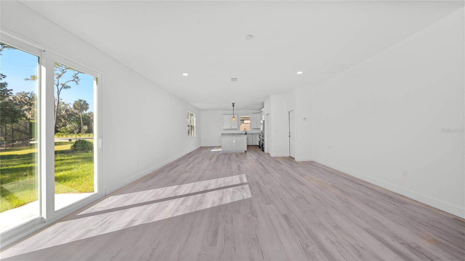 703 FOX GATE CT