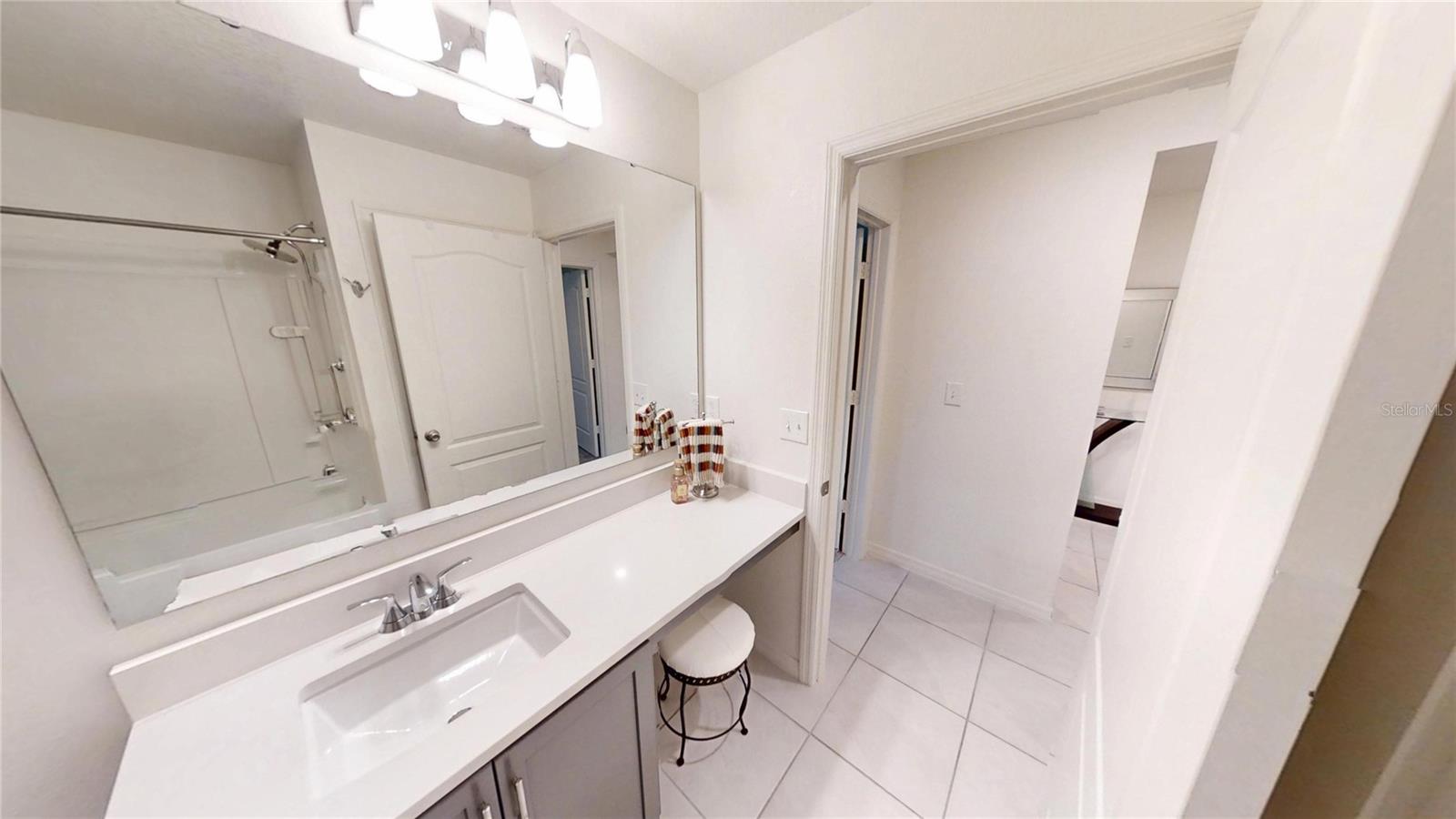 1127 SEEDORF DR