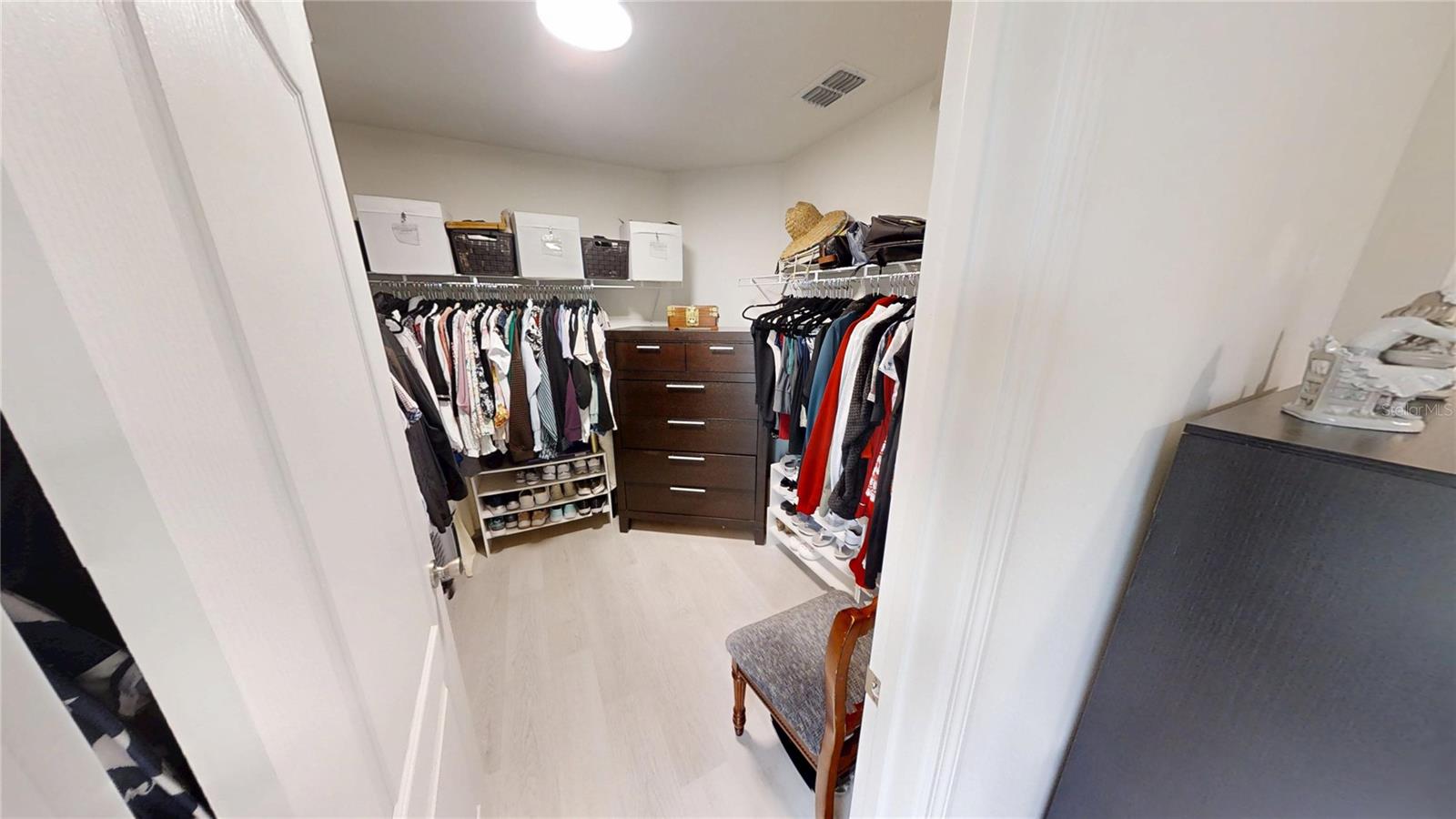 1127 SEEDORF DR