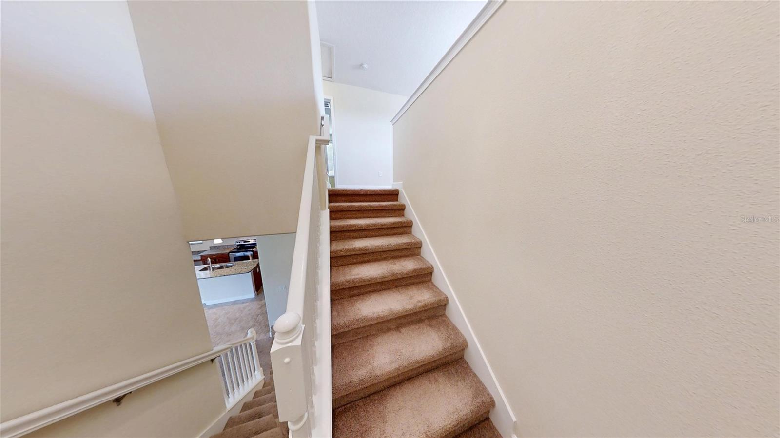 15725 SIGNATURE DR