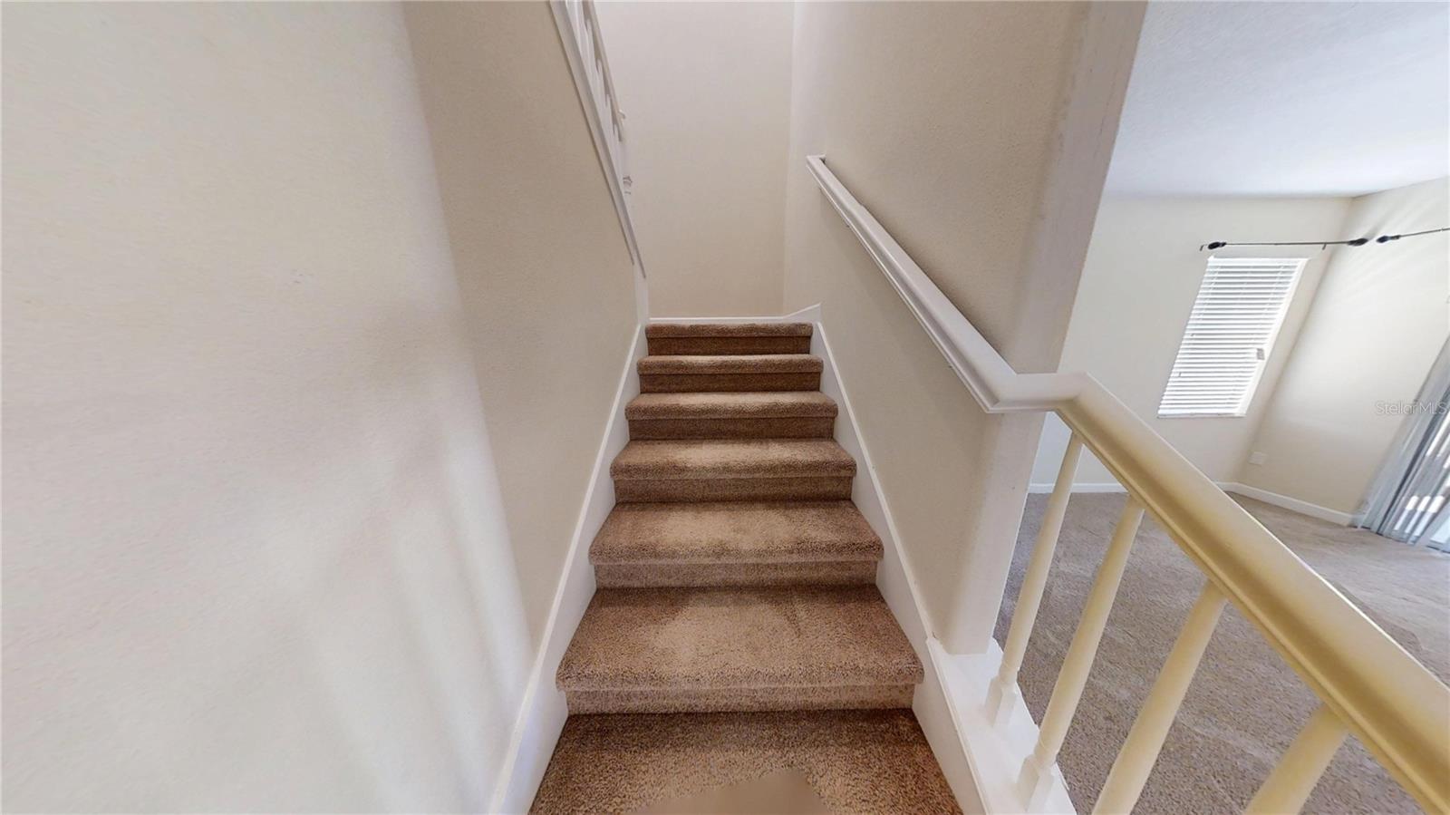 15725 SIGNATURE DR