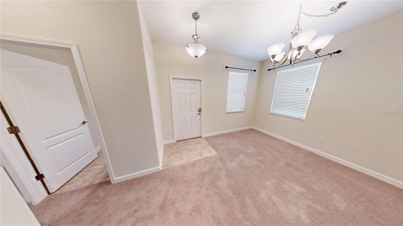 15725 SIGNATURE DR