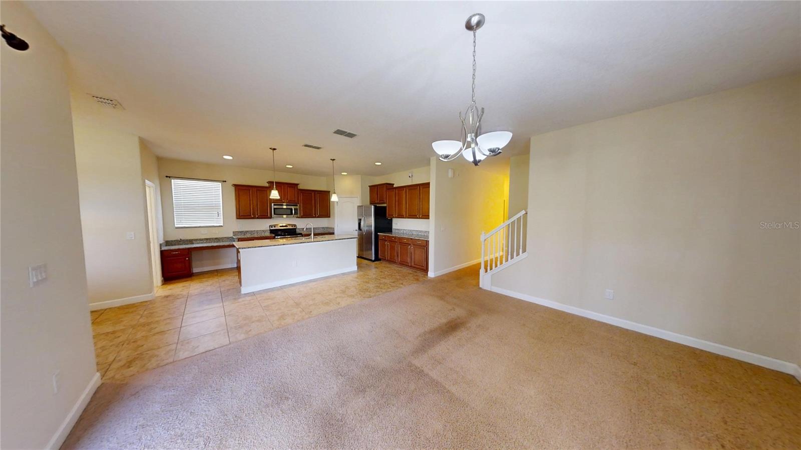 15725 SIGNATURE DR