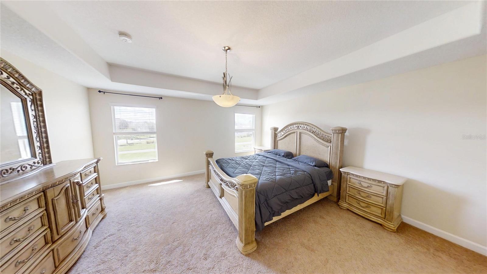 15725 SIGNATURE DR