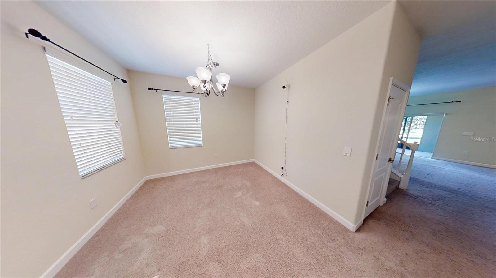 15725 SIGNATURE DR