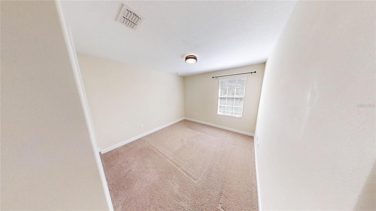 15725 SIGNATURE DR