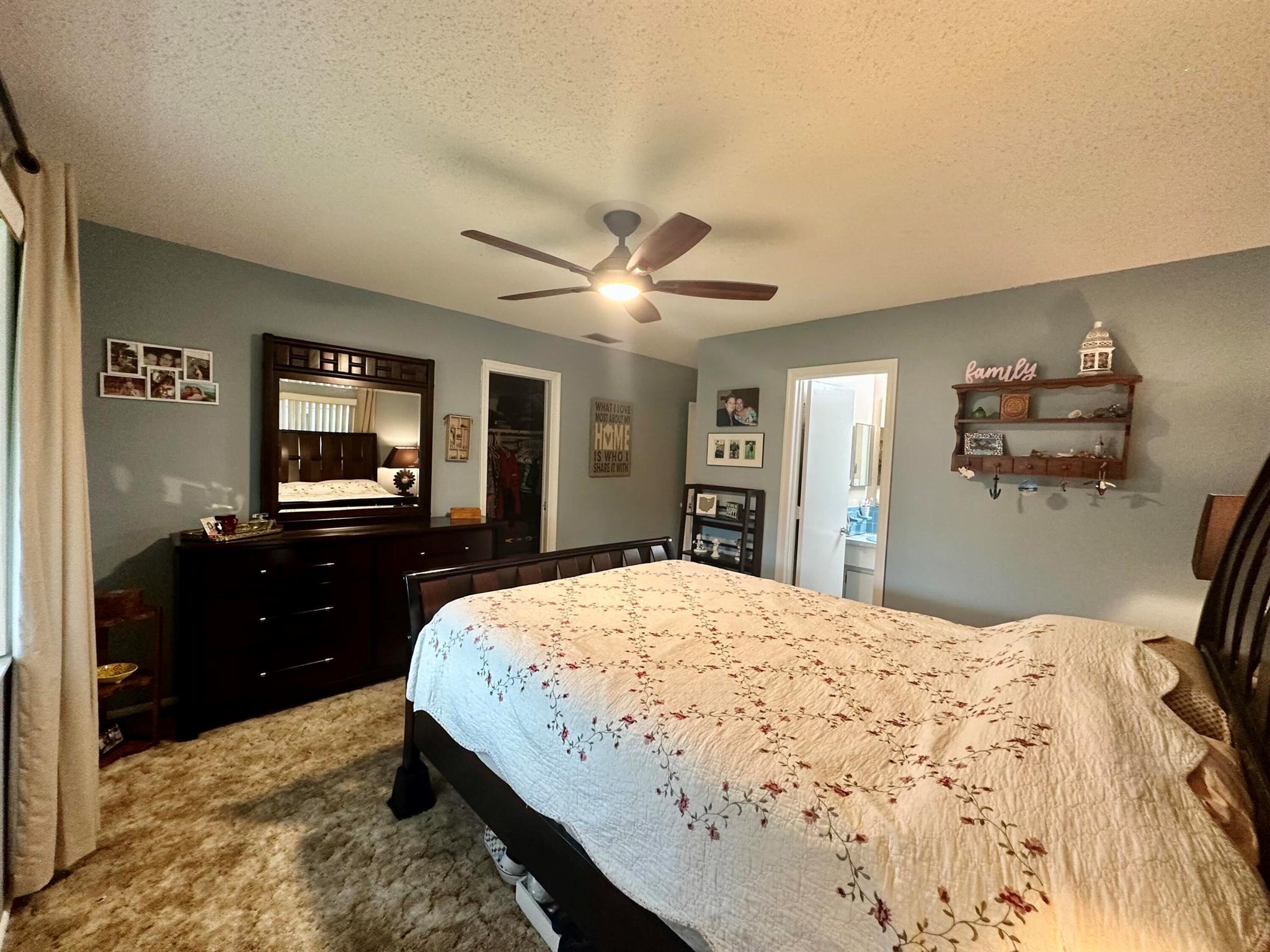 4711 NW 49th Place
